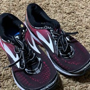 Brooks ghost 10